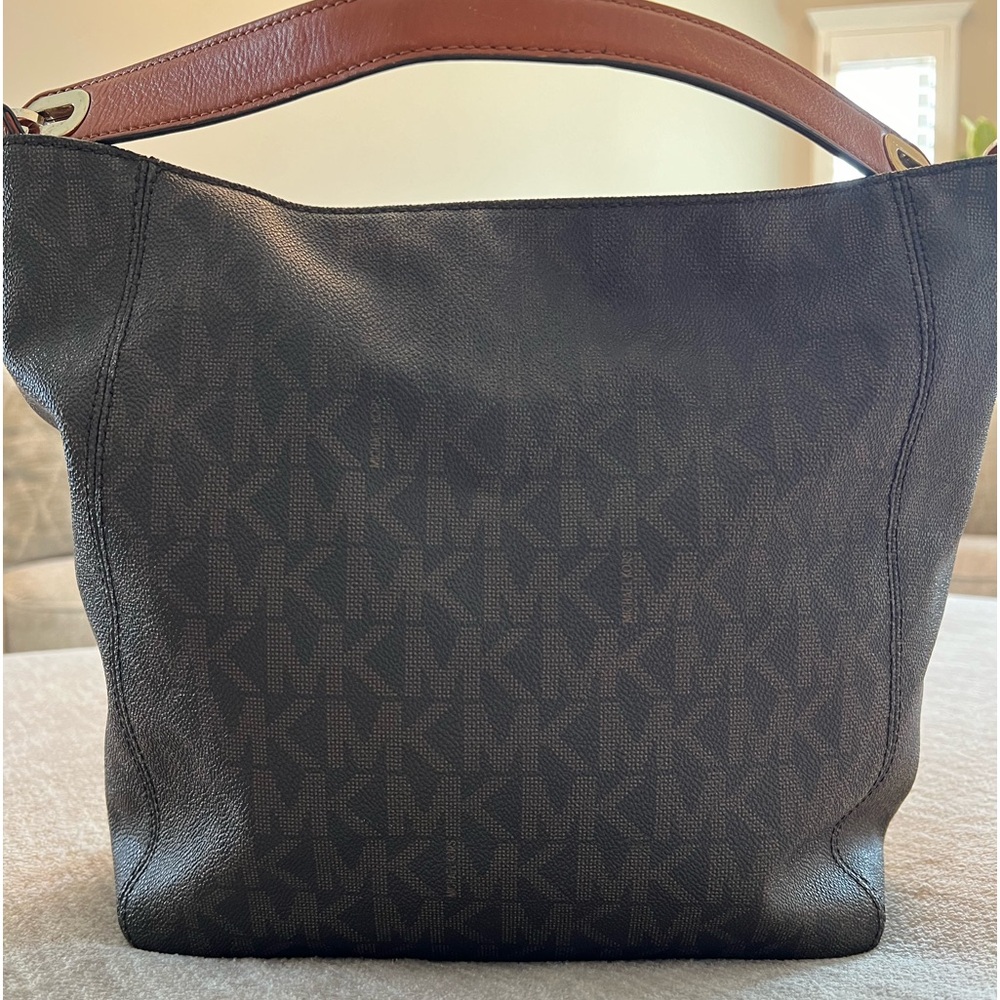Micheal Kors handbag